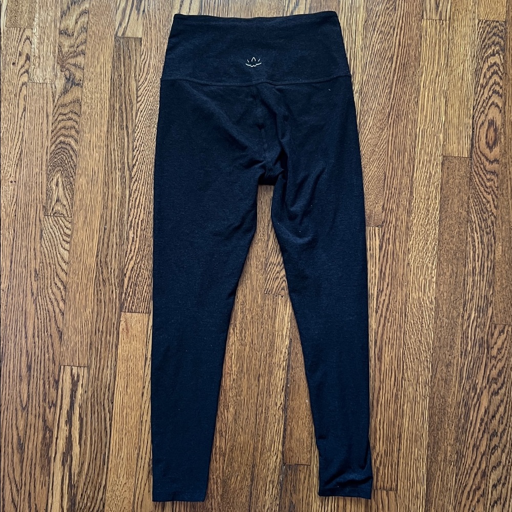 Beyond Yoga Black Caught in the Midi spacedye High-Waist legging